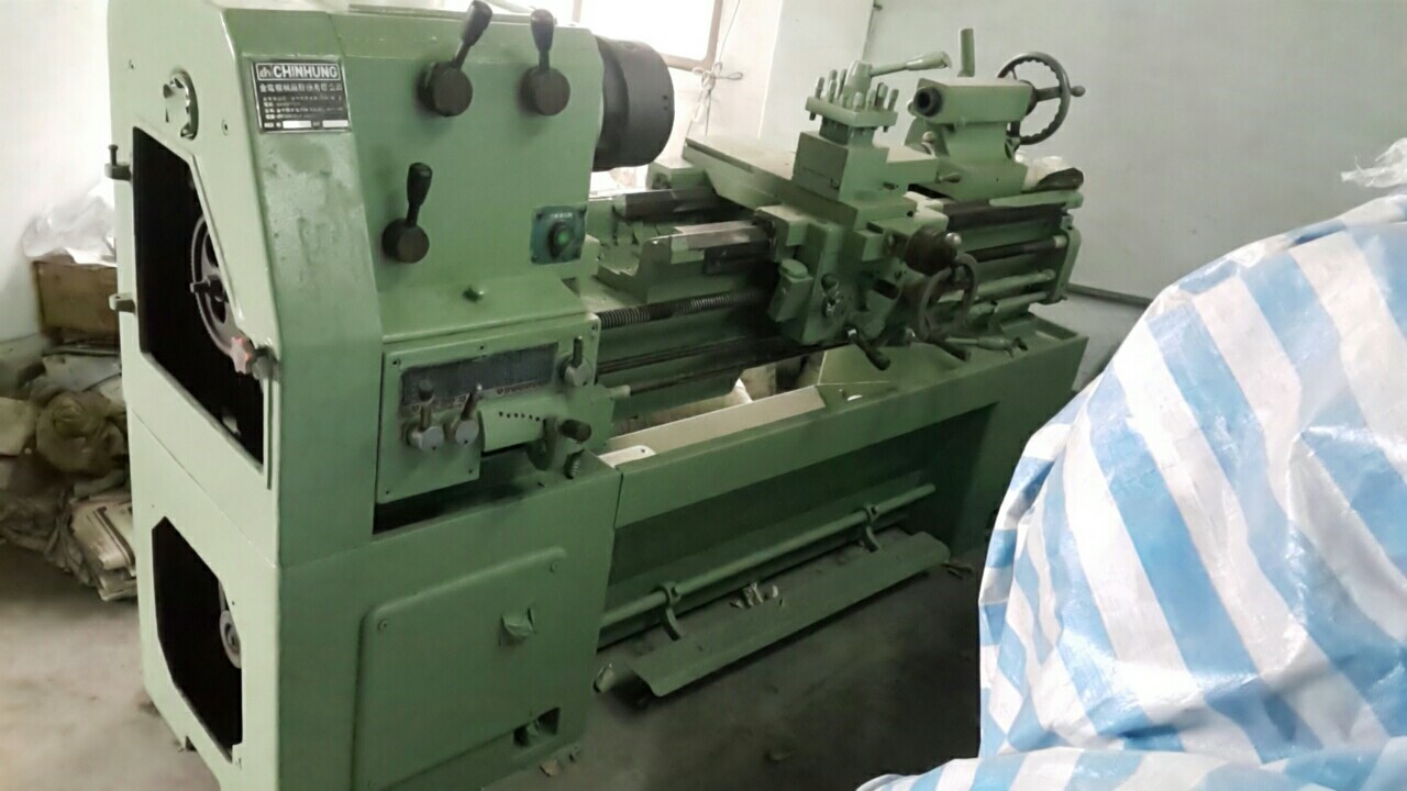 竑和中古傳統車床700C.jpg